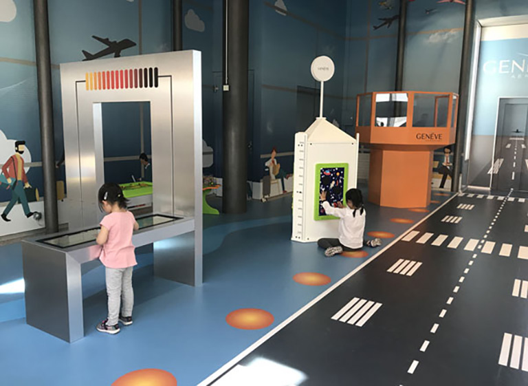 IKC Geneve airport speelhoek voor kinderen IKC Geneve airport speelhoek voor kinderen