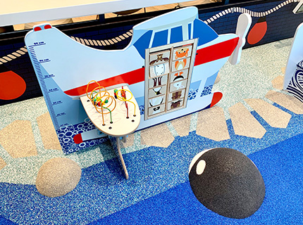 Kinderhoek als onderdeel van het winkelinterieur Kinderhoek als onderdeel van het winkelinterieur