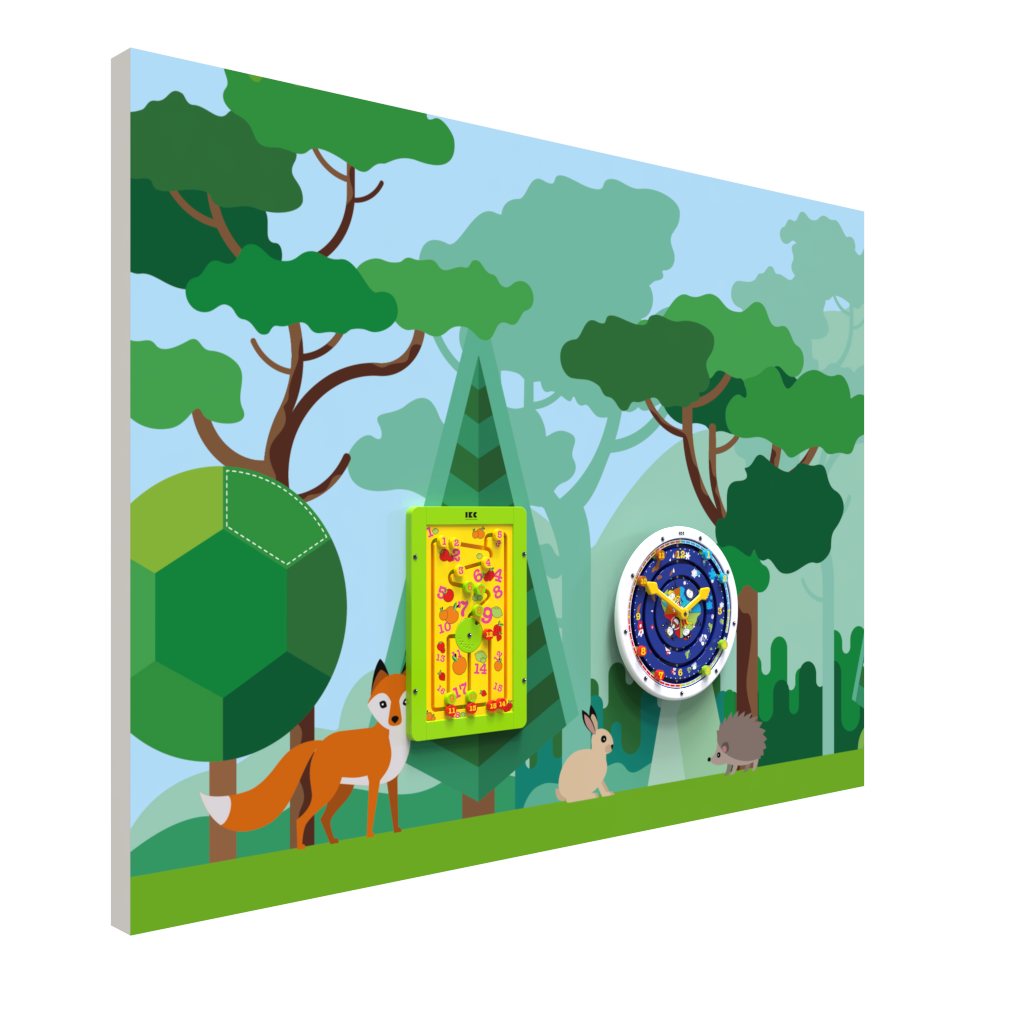 Parede de divisas com tema florestal e tabuleiro de jogo de parede para uma experiência extra em uma área de jogo