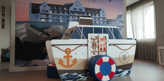 speelhuis in de vorm van een boot voor speelplezier speelhuis in de vorm van een boot voor speelplezier
