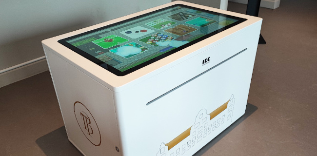 touchtable voor kinderen met unieke interactieve spellen